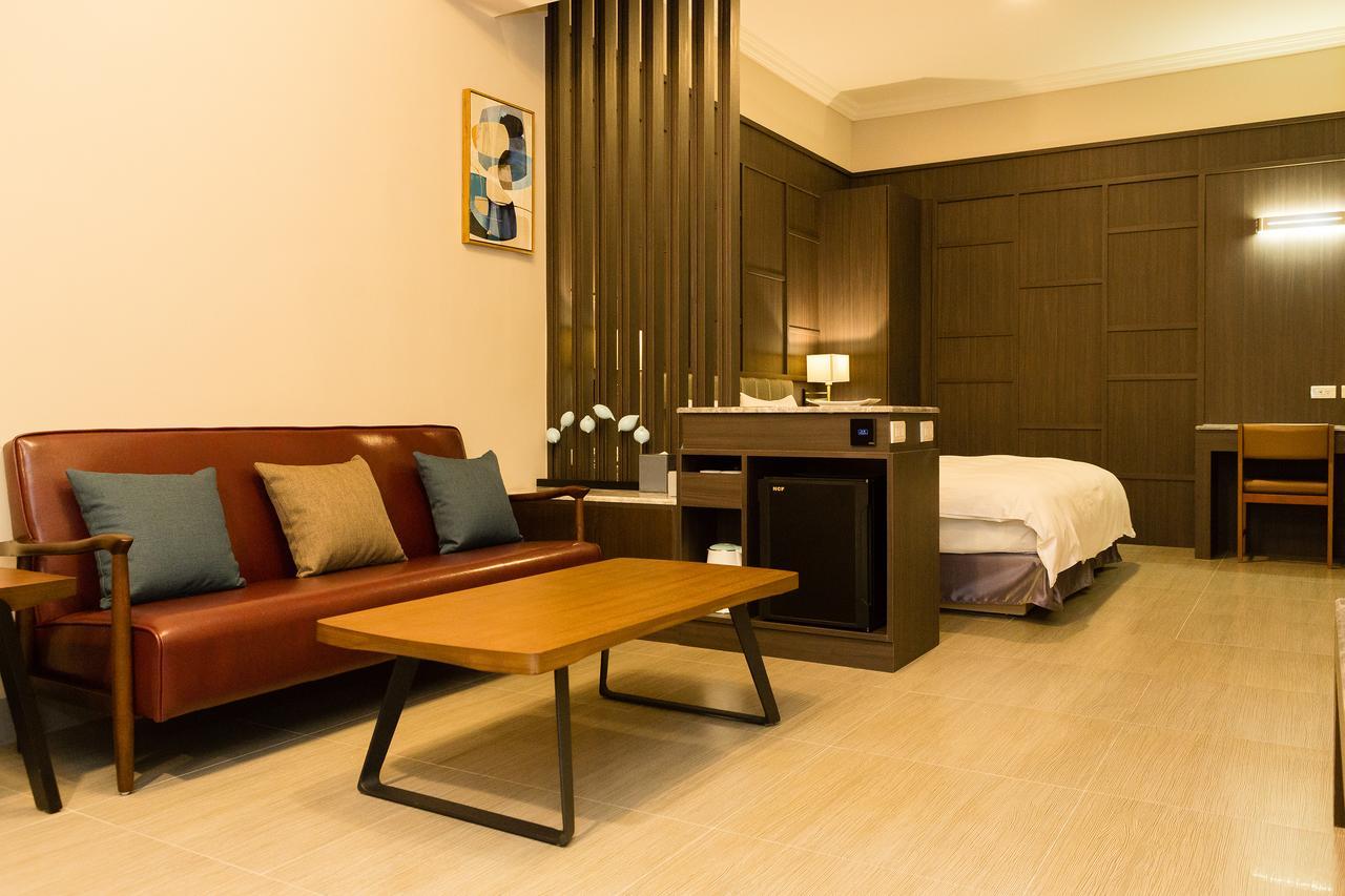 V-Hotel T'ai-tung Esterno foto