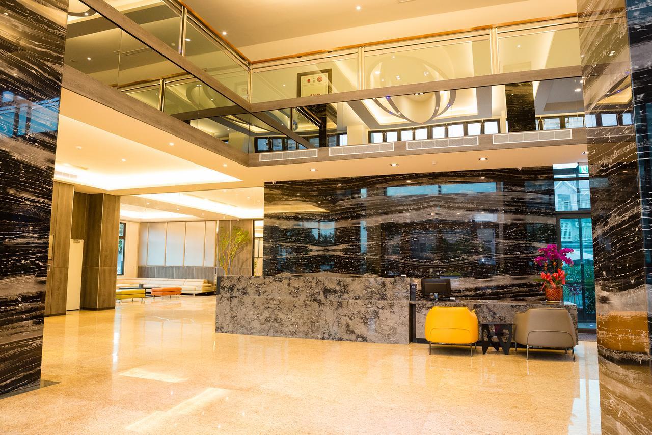 V-Hotel T'ai-tung Esterno foto