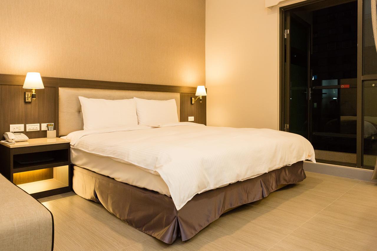 V-Hotel T'ai-tung Esterno foto
