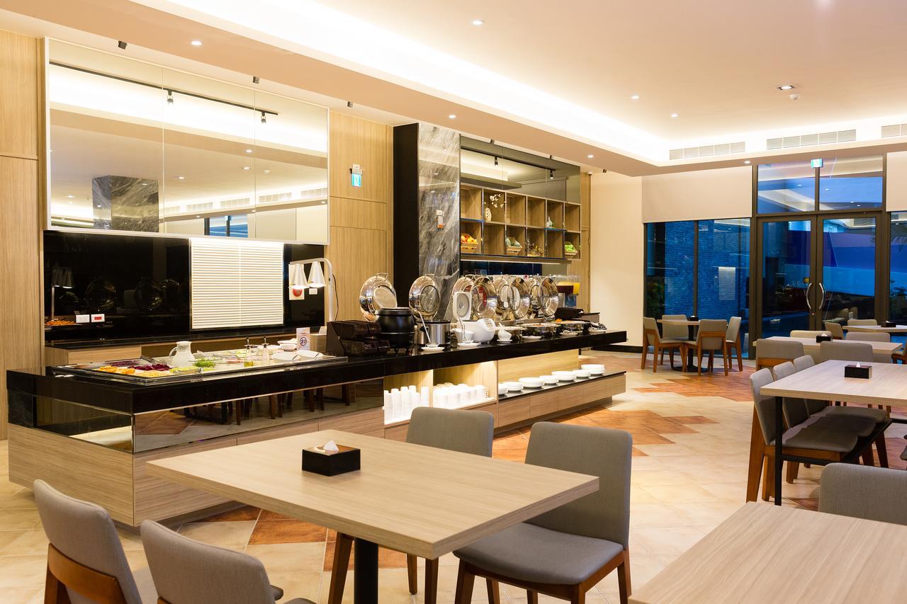 V-Hotel T'ai-tung Esterno foto